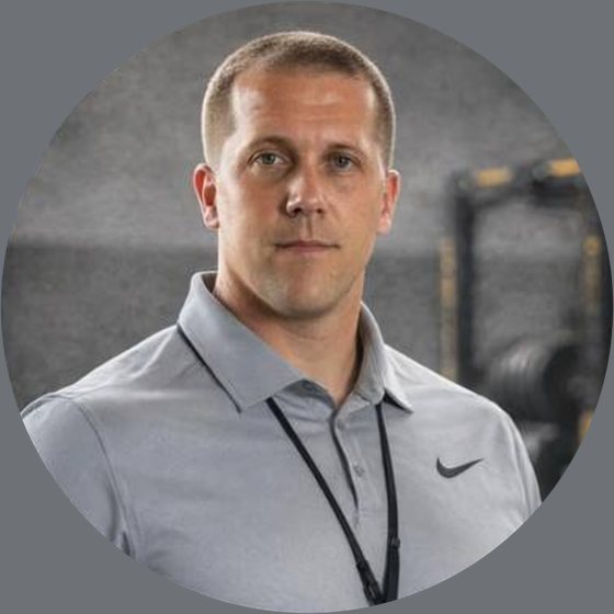 Coach Seth Morris